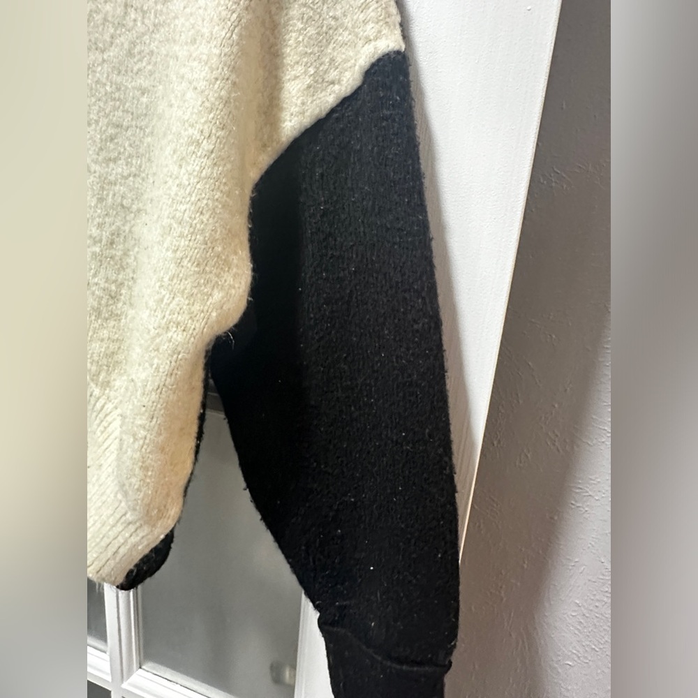 Topshop Women Crew Neck Knitted Long Sleeve Sweater, Beige and Black - Picture 9 of 9